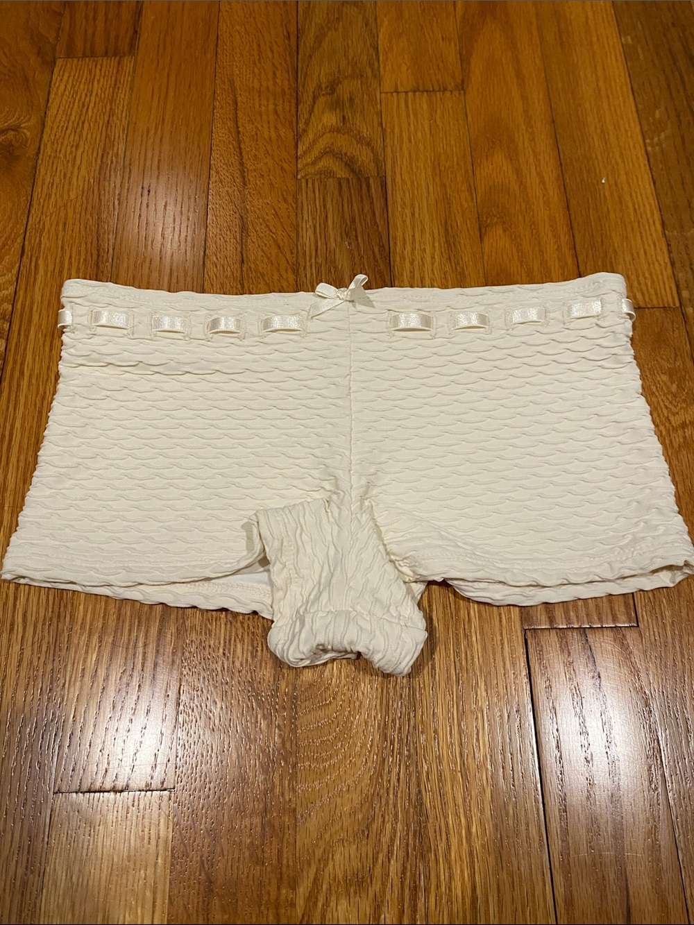 Dippin’ Daisy’s Luisa Swim Shorts in White